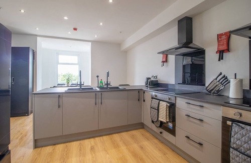 Grangemouth Apartment | Alexandra Apt - Double Room #6