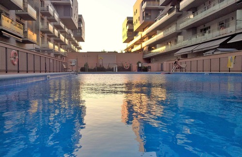 Badalona Apartment | ALEXANDRA´s BEACH-PORT-APARTMENT, beach, balcony, Wifi, AA