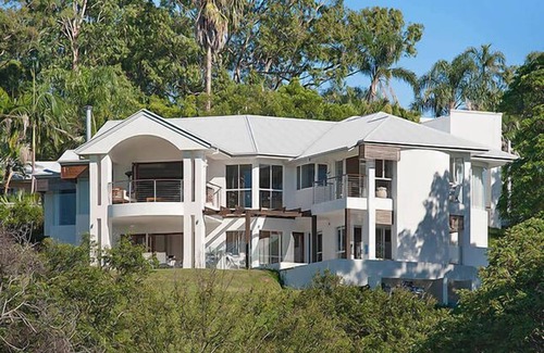 Doonan Bed & Breakfast | Alexandria Retreat - Luxury Romantic B&B Getaway