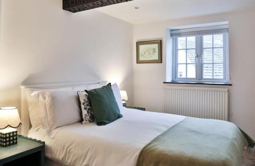 Tetbury House | Alexis Cottage Tetbury Cotswolds