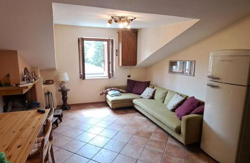Alfedena Apartment | Alfedena - Appartamento al centro con camino - 5 posti letto