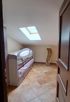 Alfedena Apartment | Alfedena - Appartamento al centro con camino - 5 posti letto