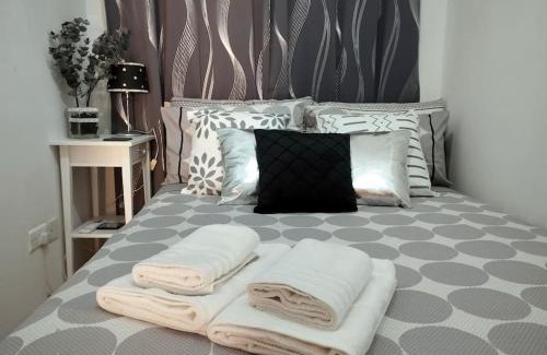 Ghajnsielem Apartment | Alfresco - 2 bedroom unit and Pool