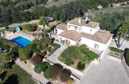 Loule Villa | ALGARVE - Golden Triangle: Large villa with heated pool 5 minutes from Loulé