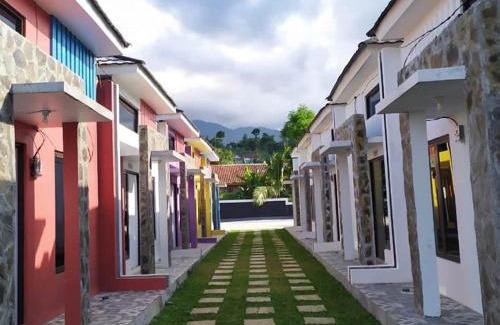 Tenjolaya Apartment | Algira Mountain View