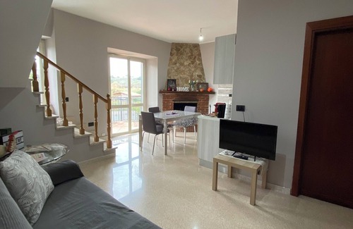Monterotondo House | Alice's house on the outskirts of Rome