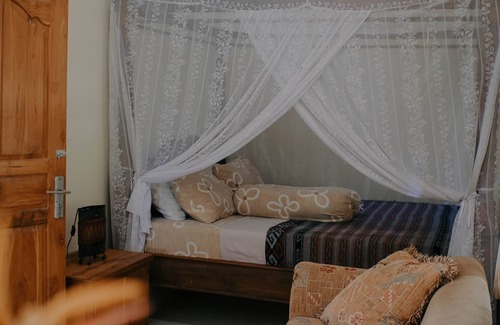 Sukasada Bed & Breakfast | Aling-Aling Waterfall North Bali