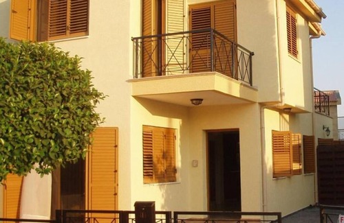Potamos tis Germasogeias House | Alkinoou Residence, cosy and immaculate