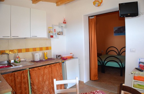 Dorgali House | All-around experience in lovely apartment within the farm.