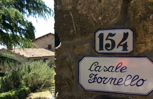 Acquapendente Cottage | All in stone, surrounded by nature, ideal for families and groups of friends.