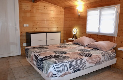 Lanton Cottage | All-inclusive house 800 m from the pool with jacuzzi