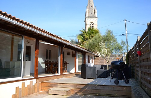 Lanton Cottage | All-inclusive house 800 m from the pool with jacuzzi