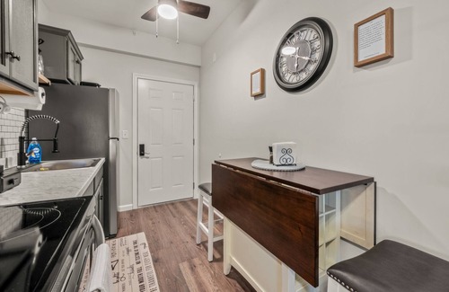 Wallingford Center Apartment | All New Fully Furnished Cozy Studio