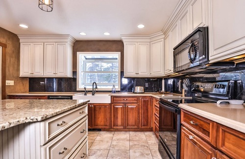 St Germain House | All Points North Pet friendly - Stepaway Vacation Rentals