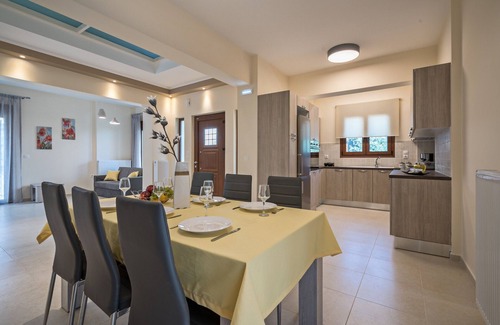 Atsipópoulon Villa | All season-star villa, private pool,near amenities