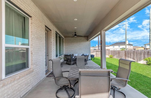 Tomball House | All the comforts of Home