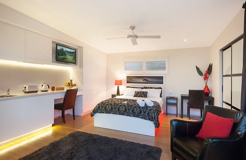 Byron Bay House | All Villas Cavvanbah - Tropical Beachfront Villas in the heart of Byron Bay