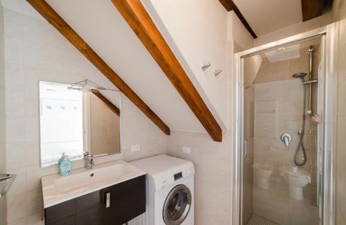 Dorsoduro Apartment | Alla Corte