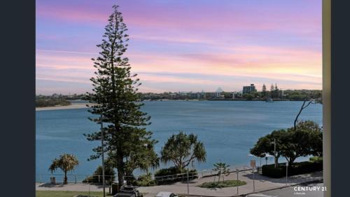 Caloundra Apartment | Allamanda Place Unit 11