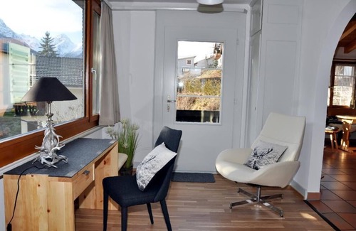 Engadin Scoul House | Allegra and welcome to Chalet Trü