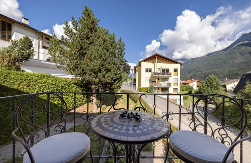 Engadin Scoul Apartment | Allegra and welcome to the Chasa Tusa 3