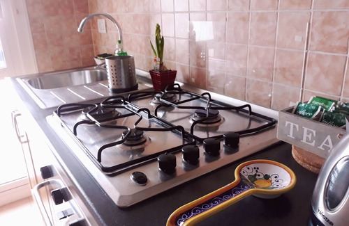 Precotto Apartment | ALLEGRA HOUSE: complete flat 2'walk from tube/bright and on the top floor