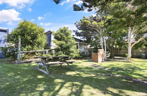 Lakes Entrance House | Allen's On Esplanade