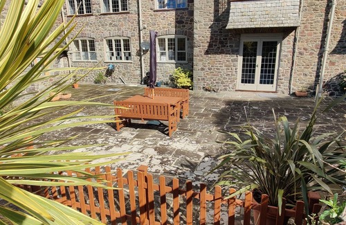 Bossington Apartment | Allerford View apartment with glorious Exmoor views in Bossington Hall