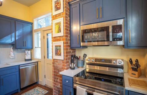 Summerville Apartment | Allergy-friendly, historic home