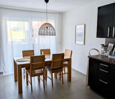 Hafenegg Apartment | AllgäuBlick - Ferienwohnung mit Bergblick - Königscard