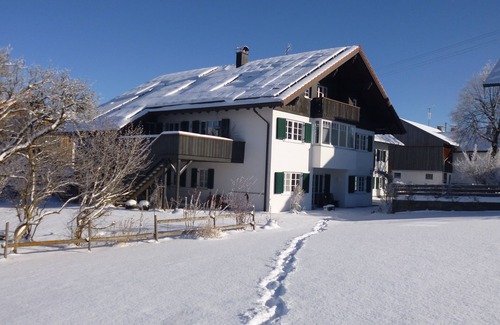 Rosshaupten Apartment | Allgäu a. Forggensee - near Neuschwanstein, apartment f. Couples and family, 2 bedrooms, WLAN