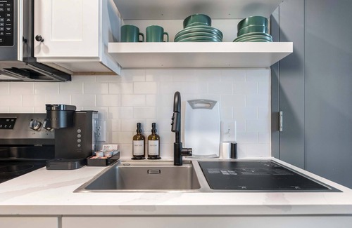 Macon Apartment | Allman Bros-Inspired Stay | Next to Mercer Music