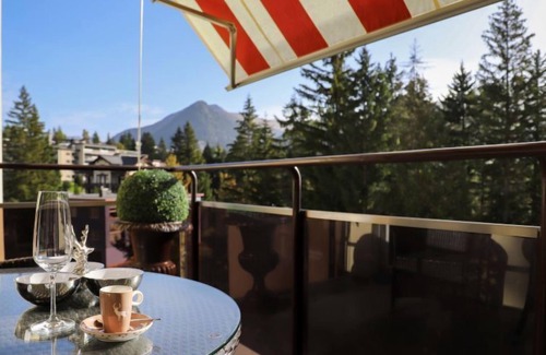 Davos-Platz Apartment | Allod Park Haus C 401 by Interhome