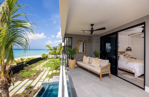 Brighton Villa | Allure 202 Summary: L