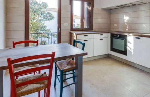 Estagel House | Alluring Holiday Home in Estagel with Private Pool