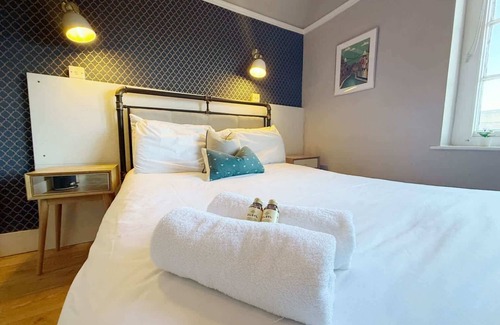 Cotham Apartment | Alma Studios - Studio 7 - Hopewell