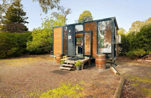 Willunga House | Alma Tiny House by Tiny Away