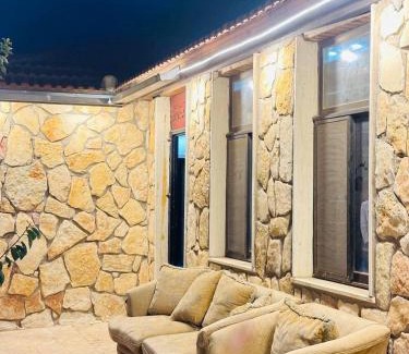 Ajloun Villa | AlMajed Villa Ajloun فيلا الماجد عجلون