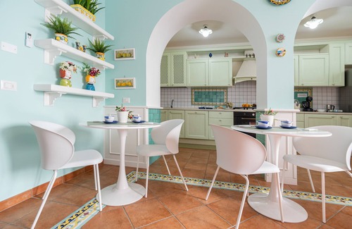 Crotone Bed & Breakfast | Almare'