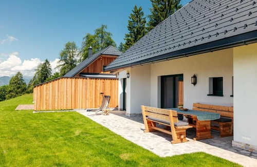 Fohnsdorf Ski Chalet | ALMCHALET Smaragd