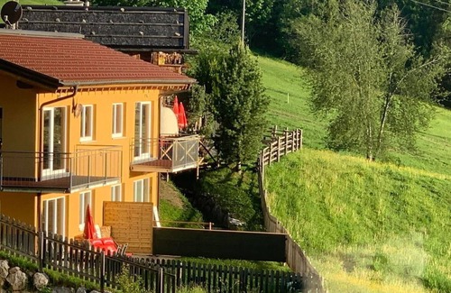Hundsdorfl Apartment | Almlodge Flachau - Almlodge für 2-4 Personen