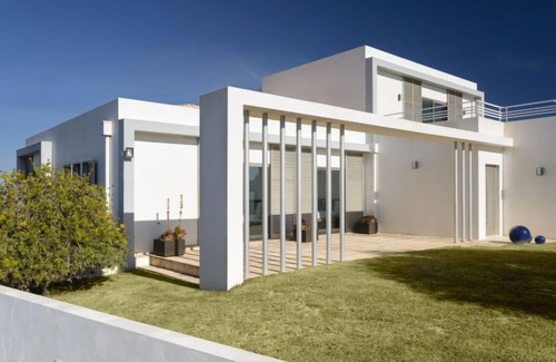 Alporchinhos House | Almond Tree by Interhome