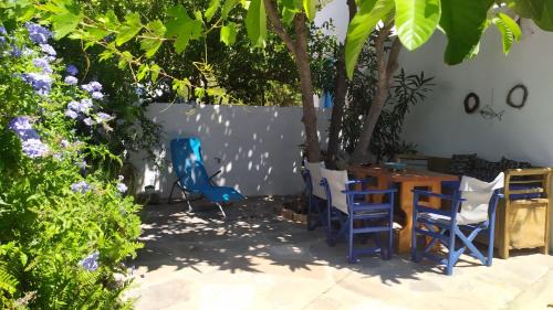 Aegiali House | Almond trees house