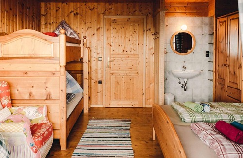 Millstatt Cabin | Almrauschsuite - 5-bettzimmer mit Veranda - Alexanderhütte