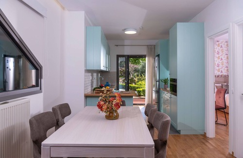 Almyros House | Almyros House II by the sea 3bd with garden & BBQ