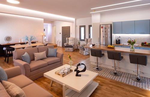 Almyros House | Almyros House I by the sea 3bd with garden & BBQ
