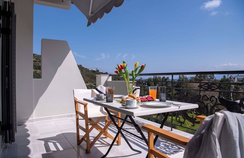 Almyros House | Almyros House I by the sea 3bd with garden & BBQ
