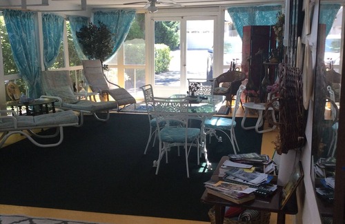 Niagara-on-the-Lake Cottage | Alnwick Cottage, quaint and comfortable