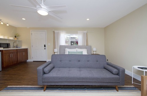 Haleiwa House | Aloha Studio/Haleiwa/Turtle beach/AC/30 day min