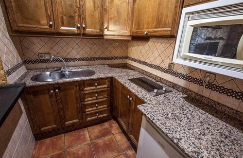 Mecina Bombaron Apartment | Aloj. Rural Umbria for 2 people with Spa and Jacuzzi